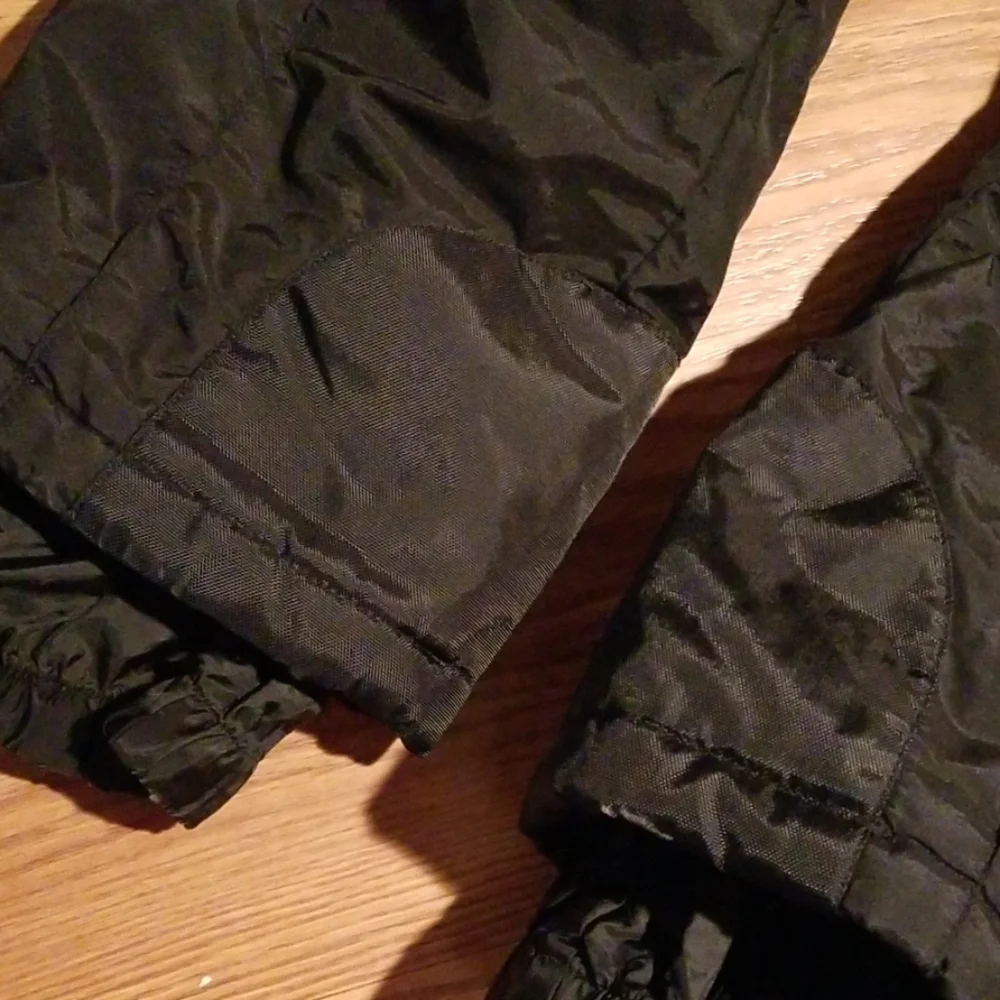 Essentials sport snow‎ bids 12